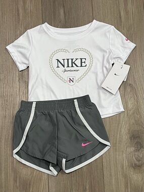 Nike Girls 2T Drifit Shorts Set, New